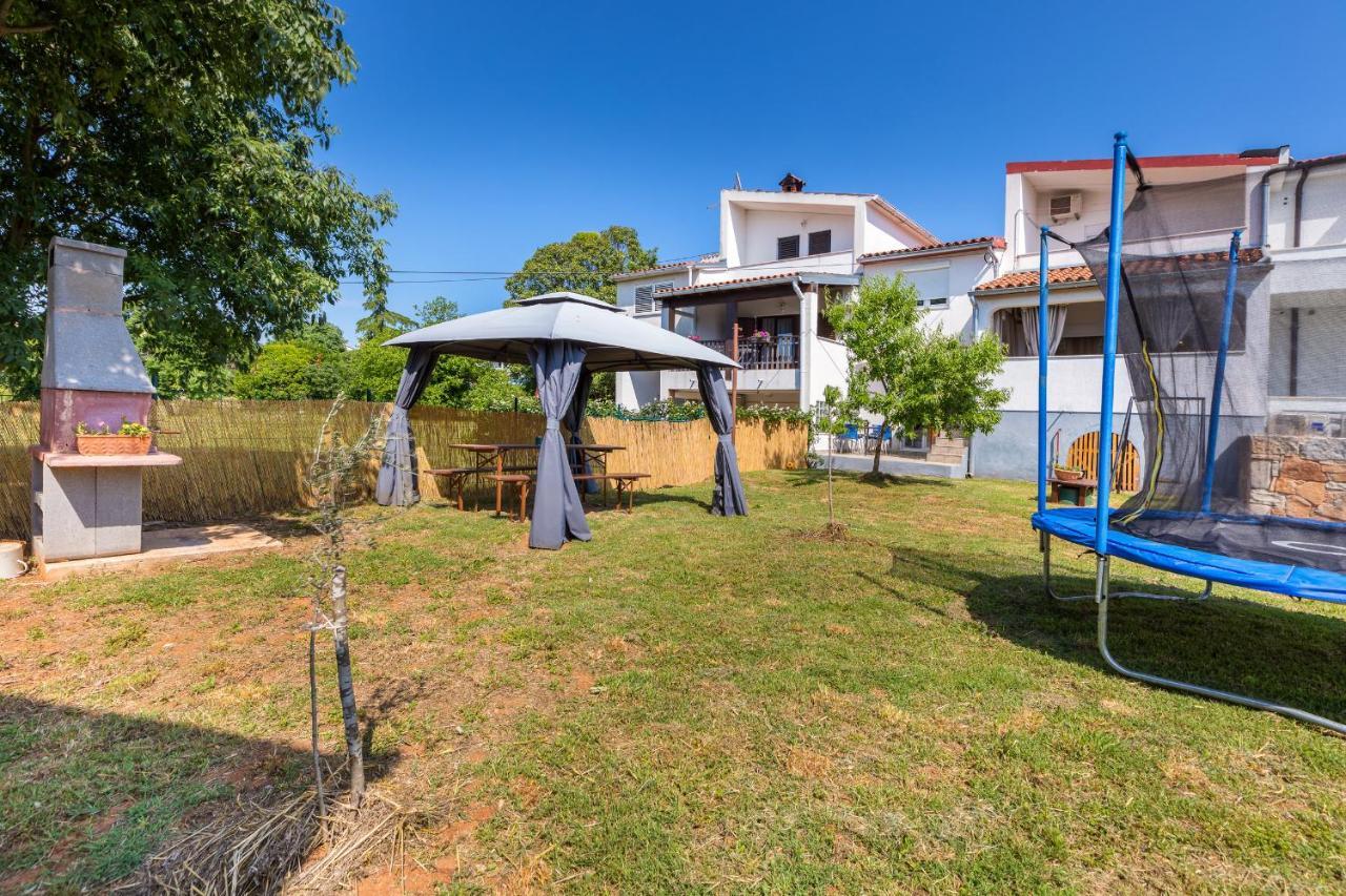 Lora 2 Appartement Pula